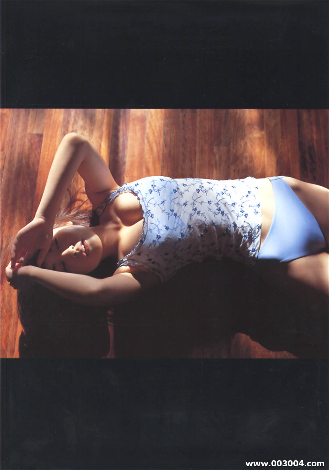 熊田曜子写真集《 mimosa 》高清全本