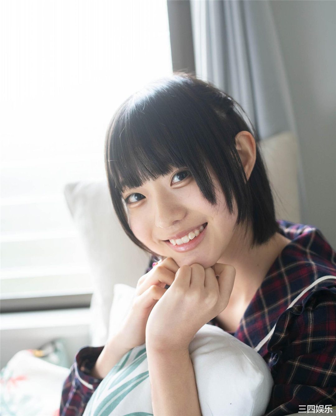 和田あずさ写真集《透明な青色》高清全本