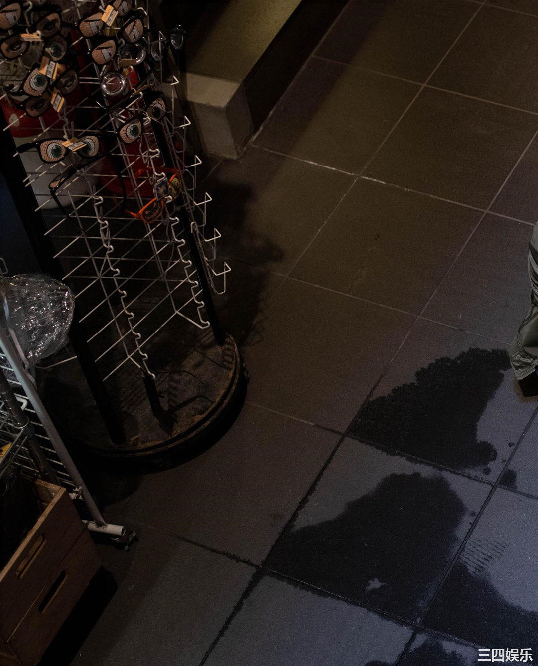 和田あずさ写真集《透明な青色》高清全本