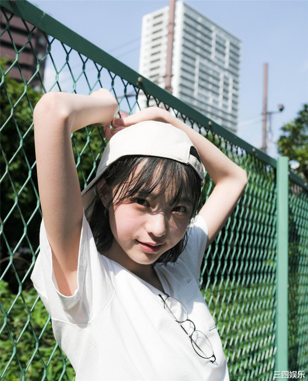 和田あずさ写真集《透明な青色》高清全本