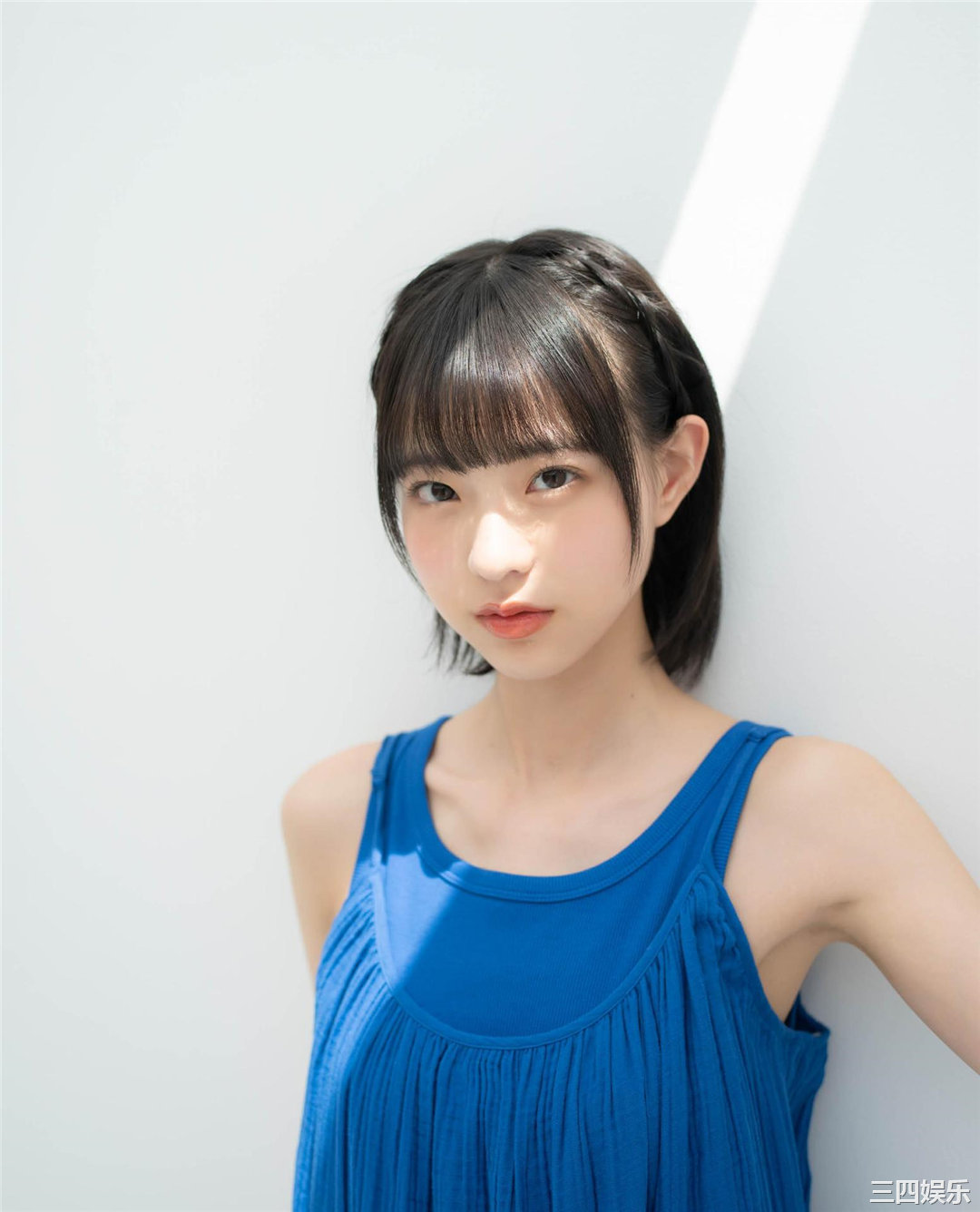 和田あずさ写真集《透明な青色》高清全本