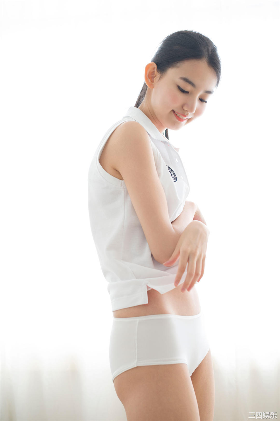 黑木丽奈写真集《お嬢様ゴルファーの秘密》高清全本