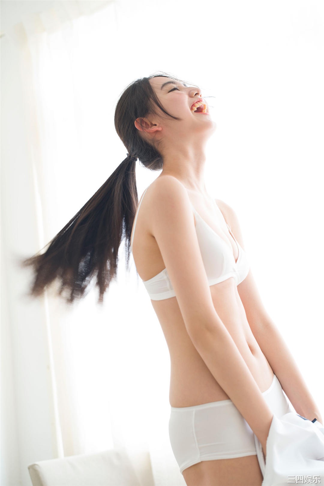 黑木丽奈写真集《お嬢様ゴルファーの秘密》高清全本