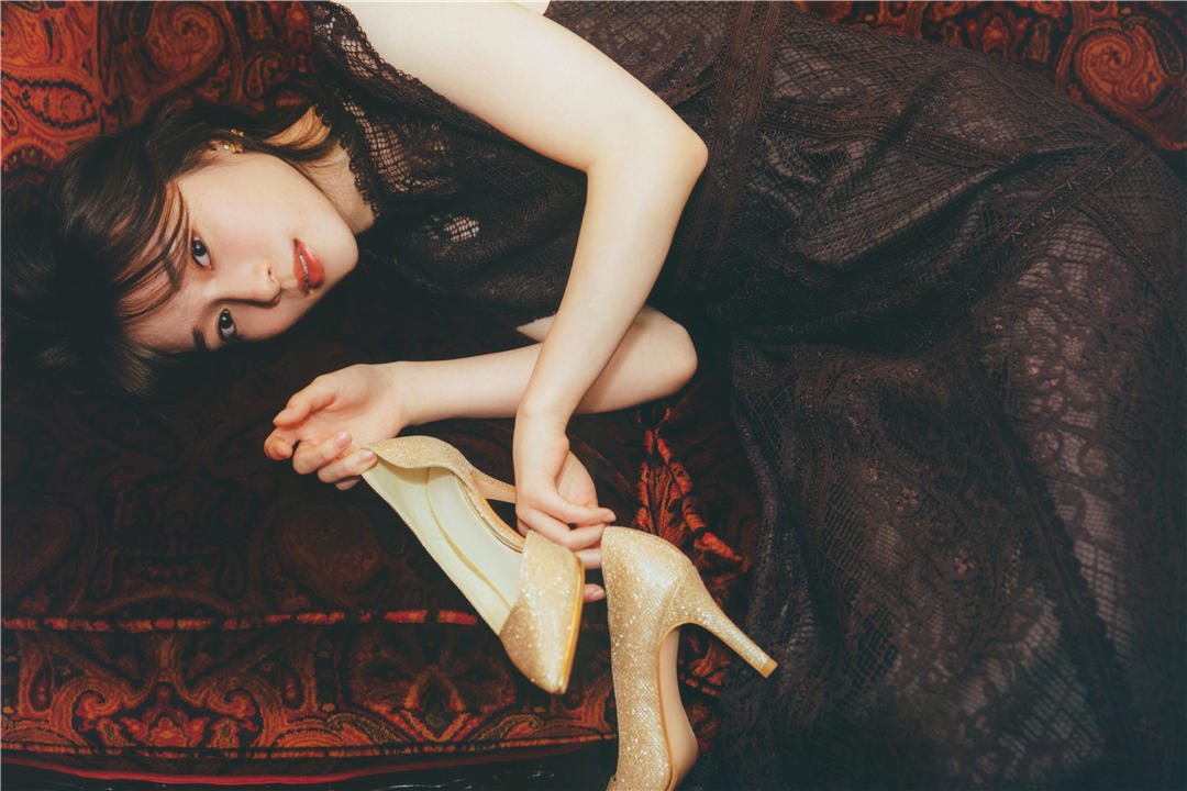 守屋丽奈1ST写真集《笑顔のグー、チョキ、パー》高清全本