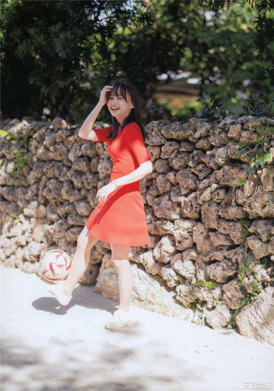 影山优佳1ST写真集《知らないことだらけ》高清全本