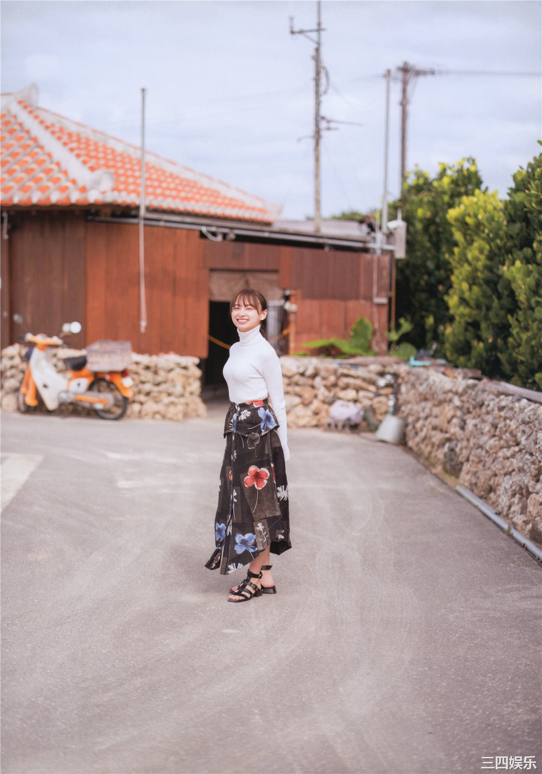 影山优佳1ST写真集《知らないことだらけ》高清全本