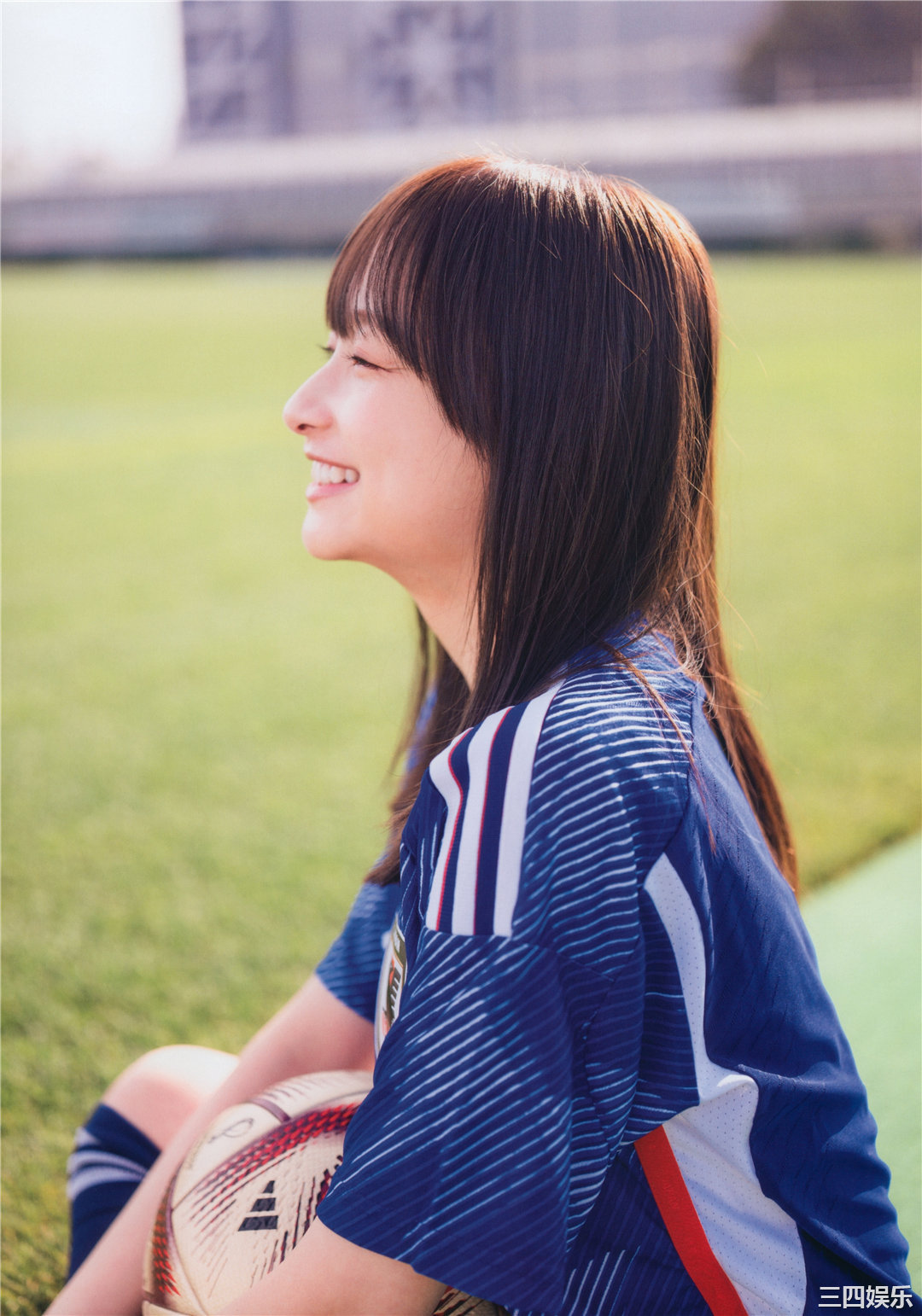 影山优佳1ST写真集《知らないことだらけ》高清全本