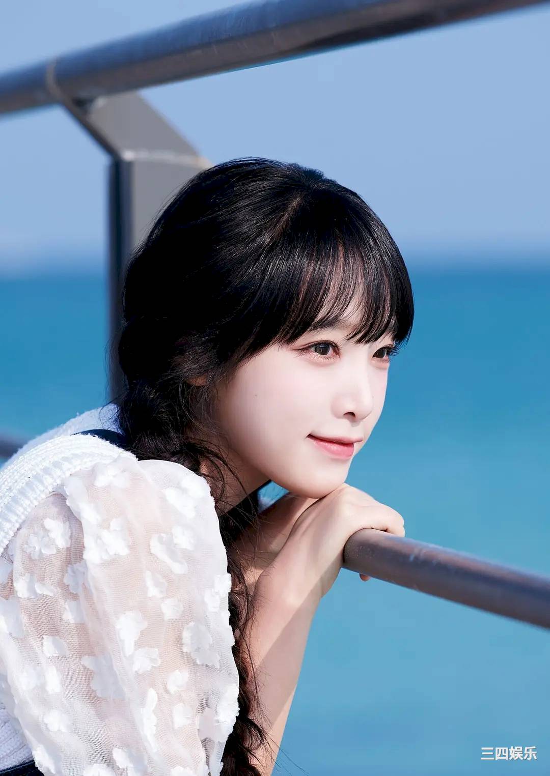 崔叡娜1ST写真集《YENA》高清全本