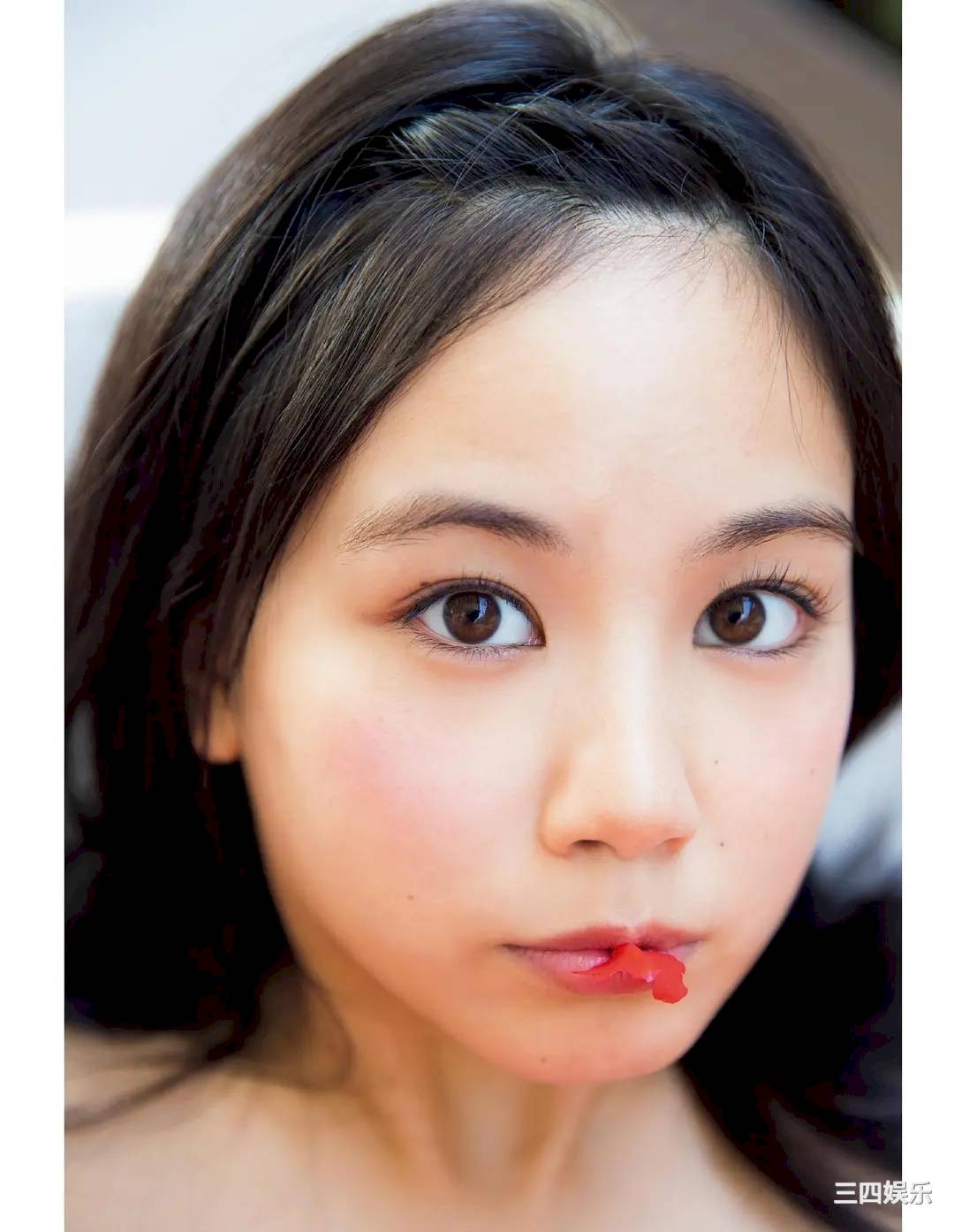 伊藤优衣1ST写真集《with YUI》高清全本