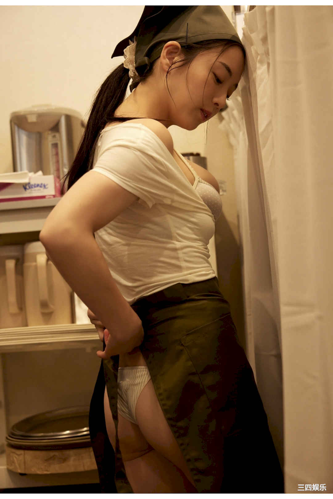 园都写真集《カフェ店員の秘密》高清全本