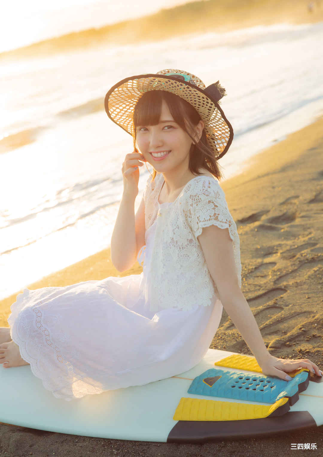 鬼头明里1ST写真集《Love Route》高清全本