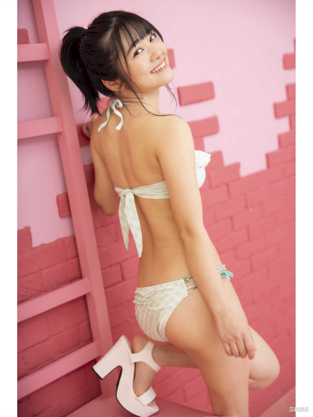 冈田彩梦写真集《キミとキャンバスライフ！》高清全本