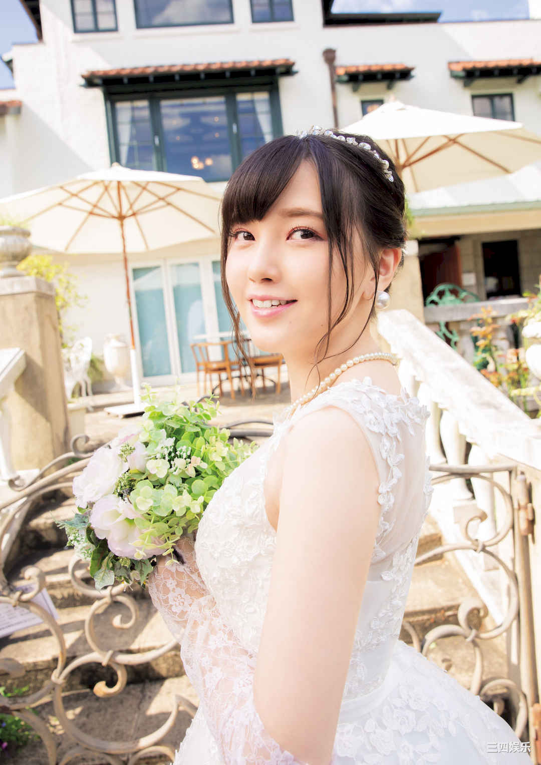 鬼头明里1ST写真集《Love Route》高清全本