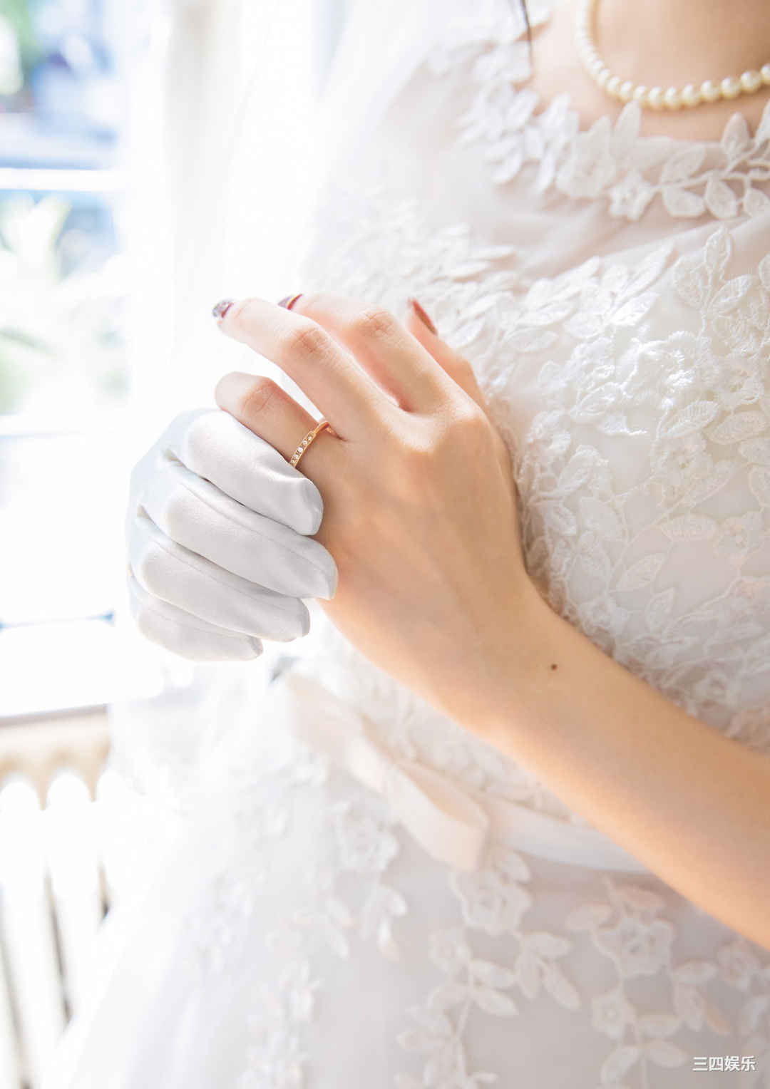 鬼头明里1ST写真集《Love Route》高清全本