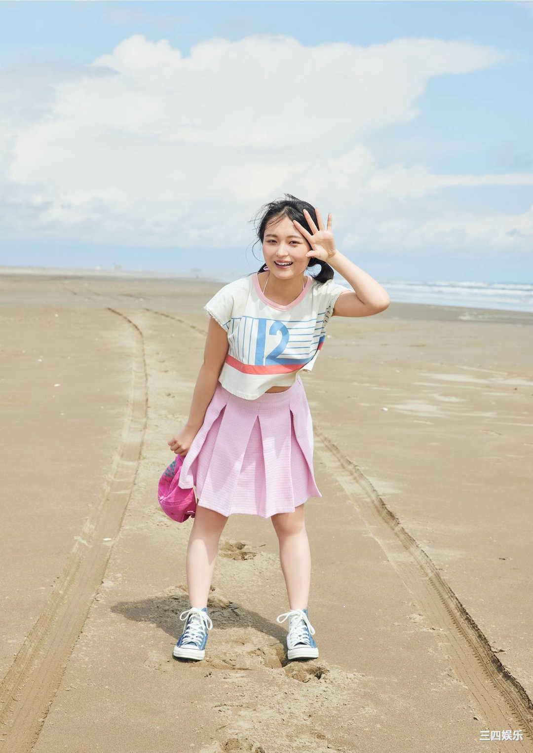 桐原美月写真集《少女と大人と》高清全本