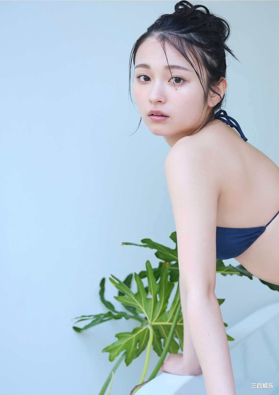 桐原美月写真集《少女と大人と》高清全本