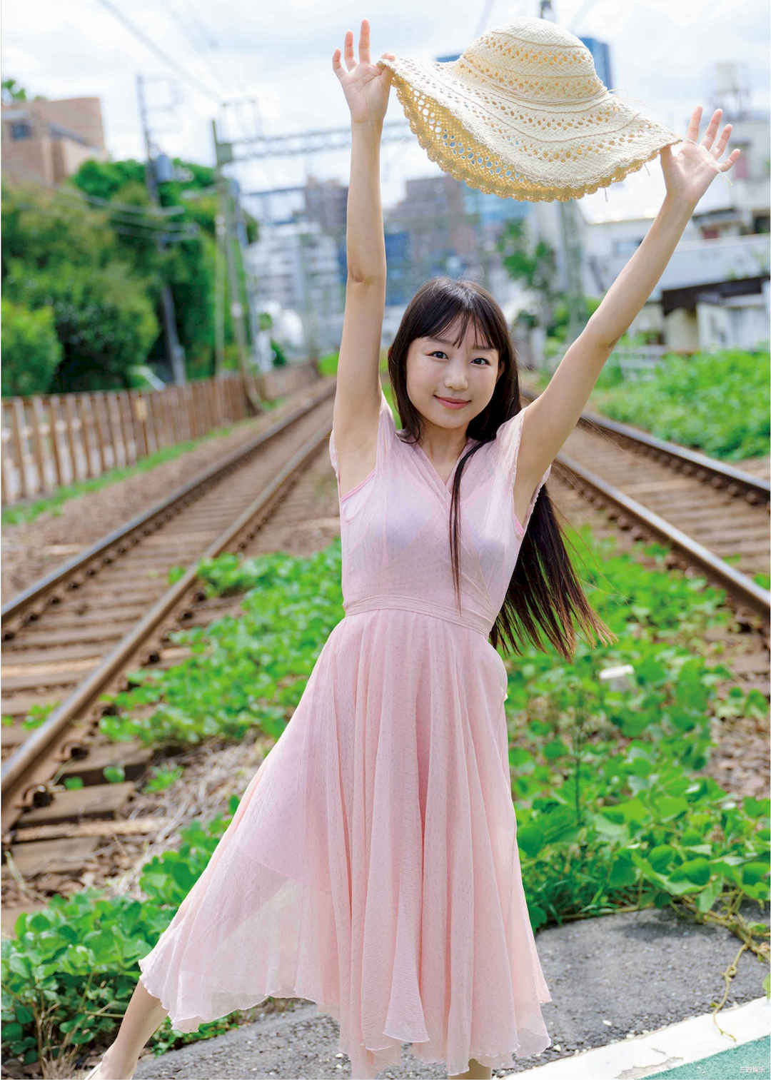 Eunji Pyo写真集《東京生活 ―Dokyo Saenghwal―》高清全本