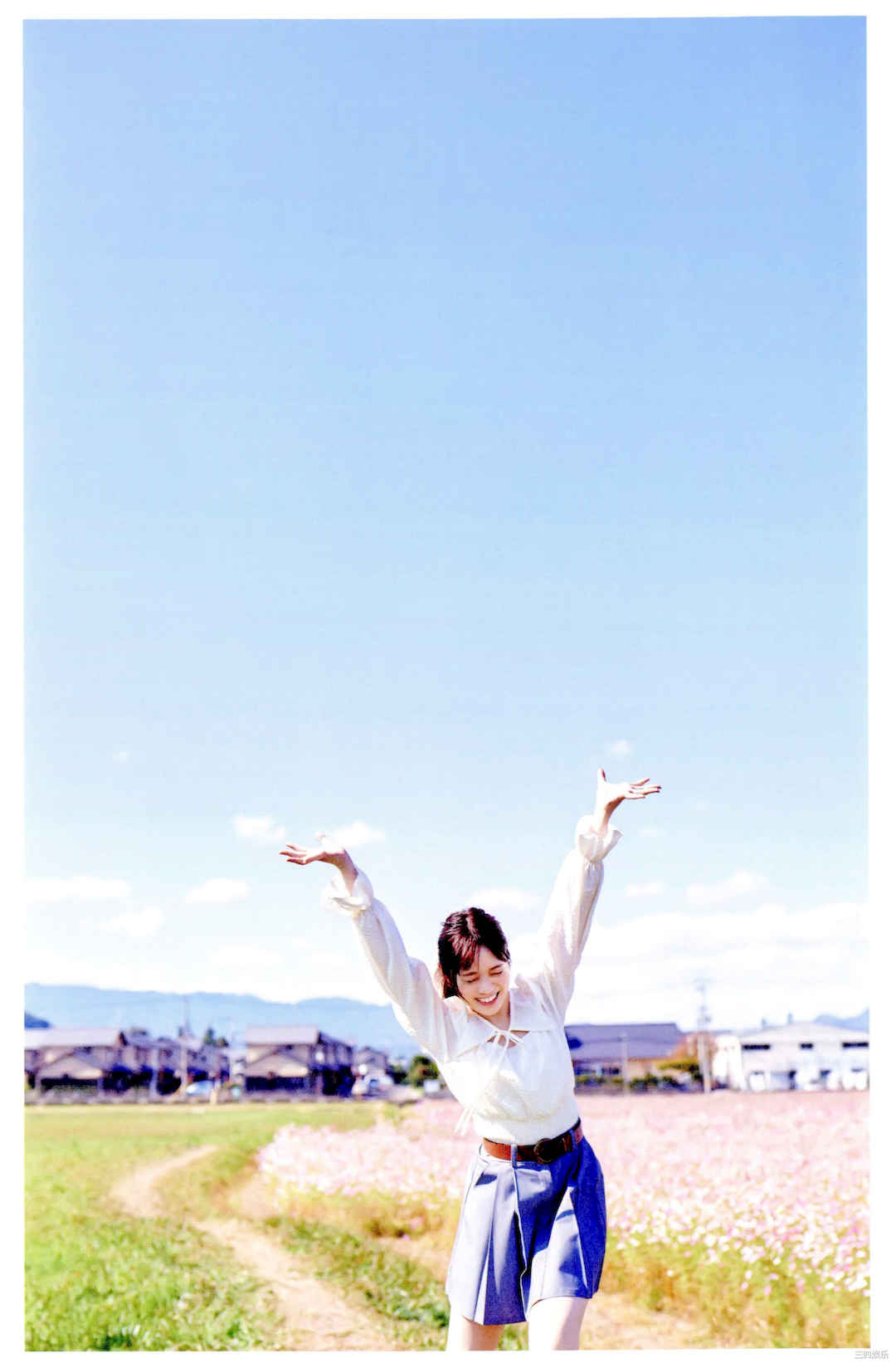 宫田爱萌1ST小说写真书《きらきらし》高清全本